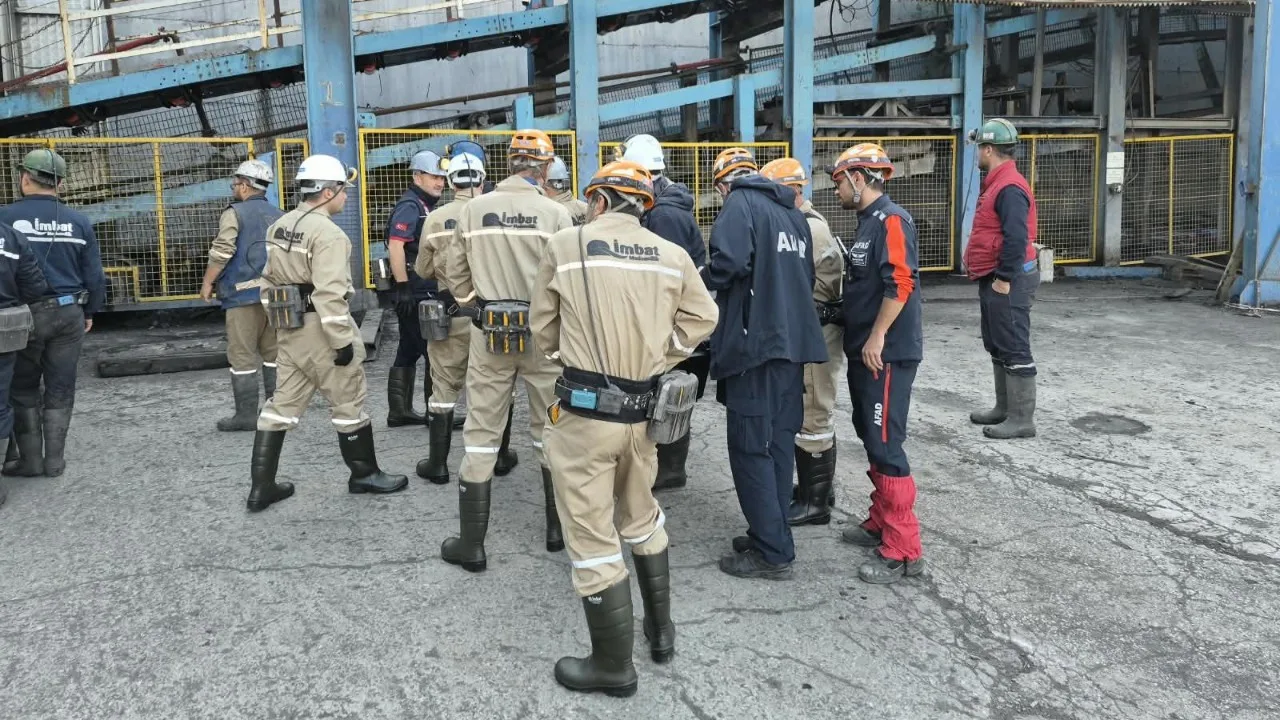 Soma'daki maden göçüğünde 2 işçi hayatını kaybetti