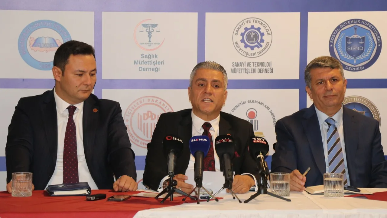 Kamu denetim derneklerinden özlük hakları için düzenleme çağrısı