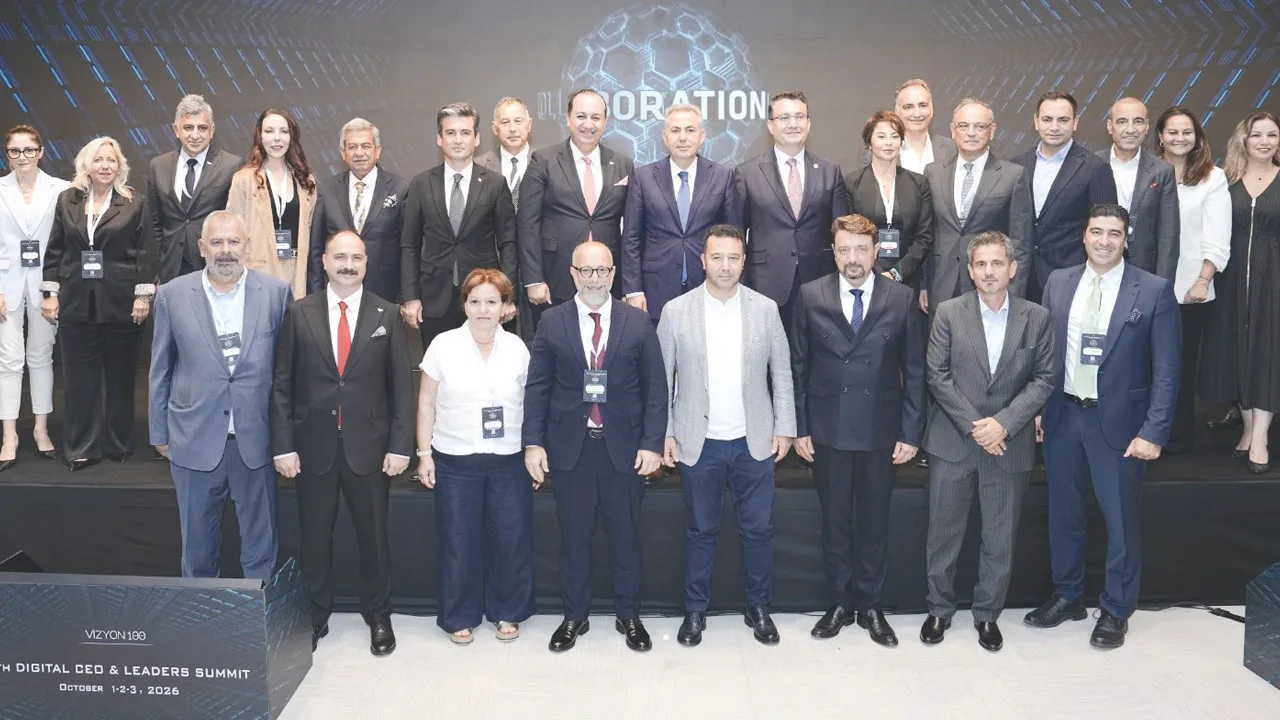 Zirvede sanayide rekabetin yeni ölçütleri: otomasyon, yapay zekâ ve hız