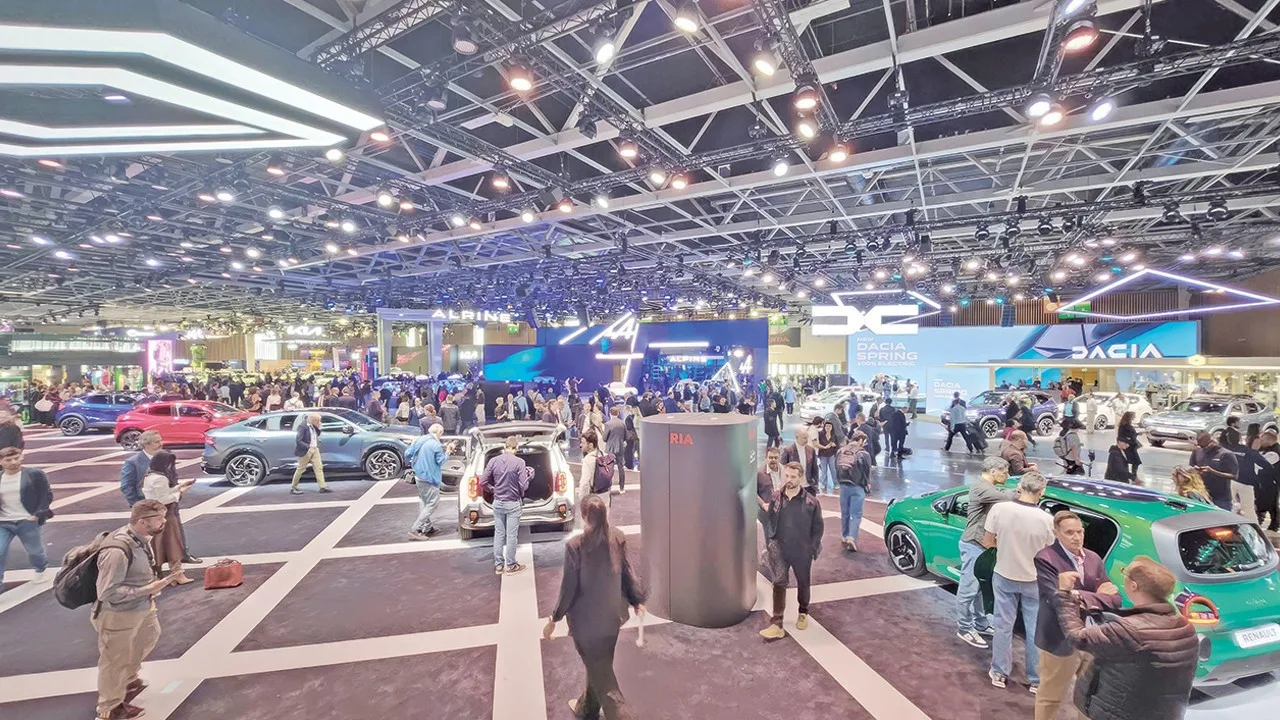 Paris Otomobil Fuarı’nda Türkiye’de üretilen modeller öne çıktı