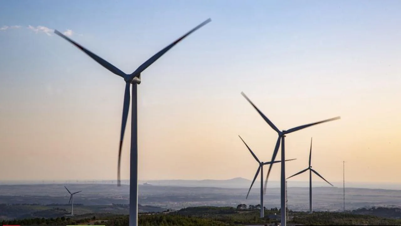 YEKA 2026’da 2 bin 400 megavatlık kapasite yarışmaya açılıyor