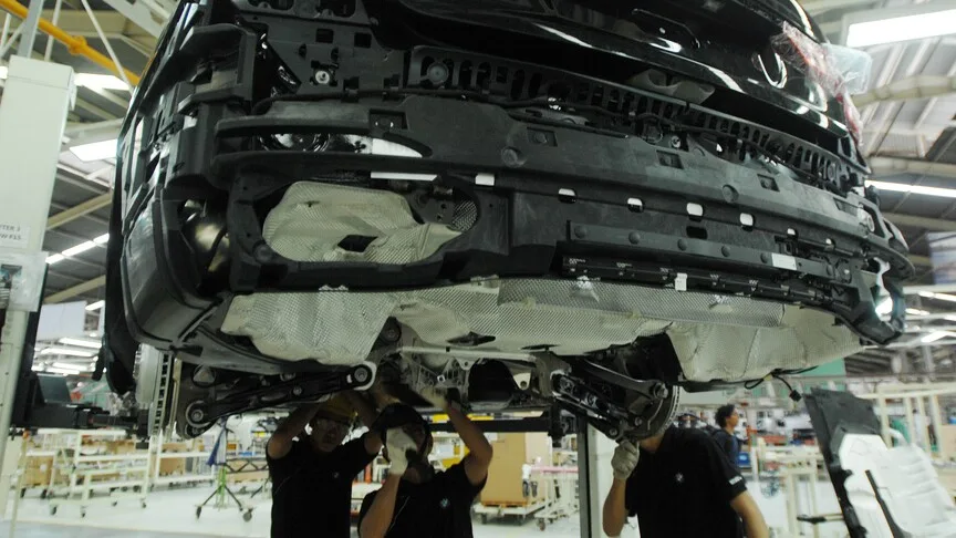 IG Metall: Volkswagen, 2030'a kadar ücret artışlarını askıya almayı planlıyor